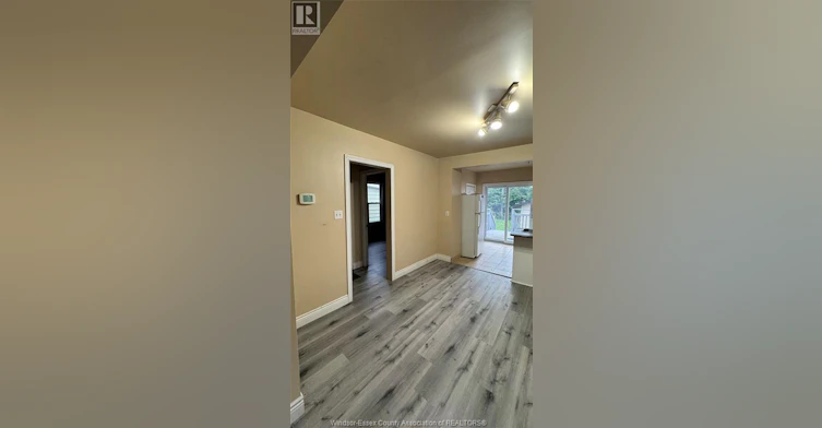 408 Elm Avenue, Windsor, ON, N9A 5H1 - 8