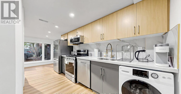 GARDEN Suite 8 Laxton Avenue, Toronto, ON, M6K 1K9 - 7