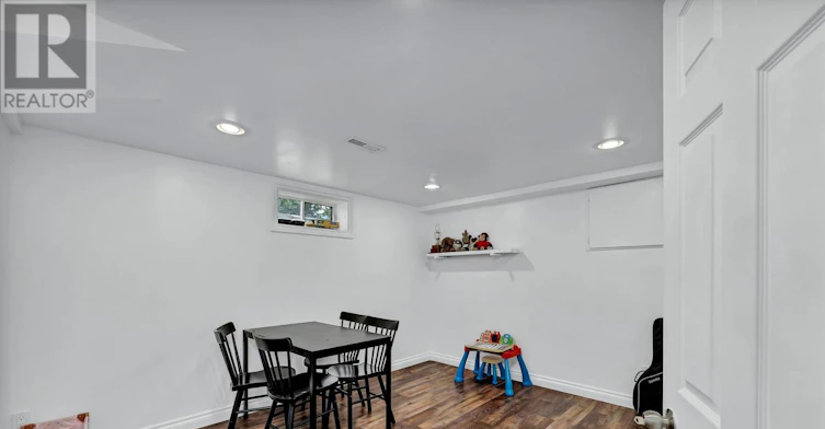 3104 Longfellow Avenue, Windsor, ON, N9E 2L5 - 25