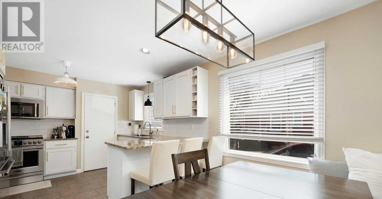 3104 Longfellow Avenue, Windsor, ON, N9E 2L5 - 9