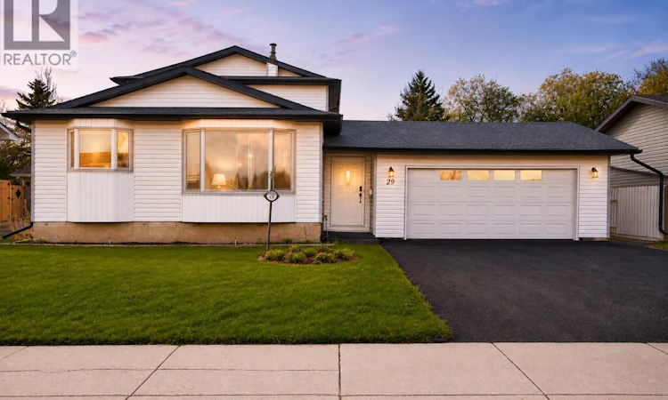 29 Edelweiss Crescent