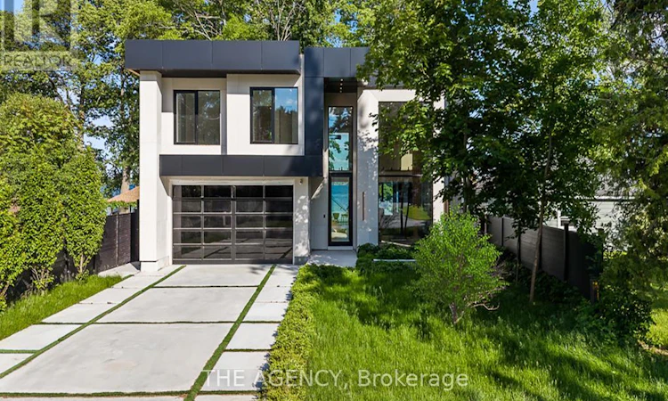 2707 Lakeside Drive