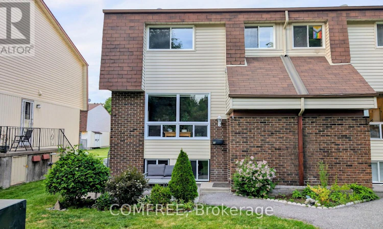 8B Forester Crescent