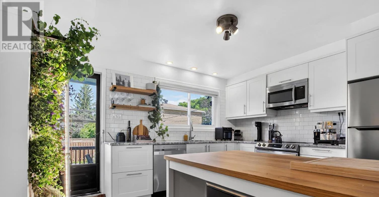 1253 Emperor Avenue, Ottawa, ON, K1Z 8C4 - 10