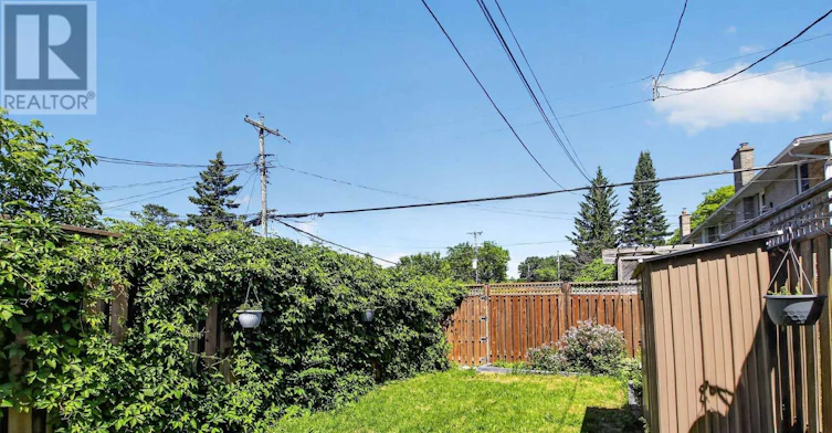1253 Emperor Avenue, Ottawa, ON, K1Z 8C4 - 28