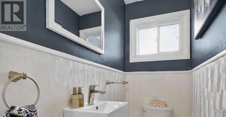 1253 Emperor Avenue, Ottawa, ON, K1Z 8C4 - 9