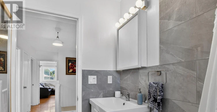 1253 Emperor Avenue, Ottawa, ON, K1Z 8C4 - 22