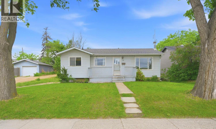 99 Howell Avenue