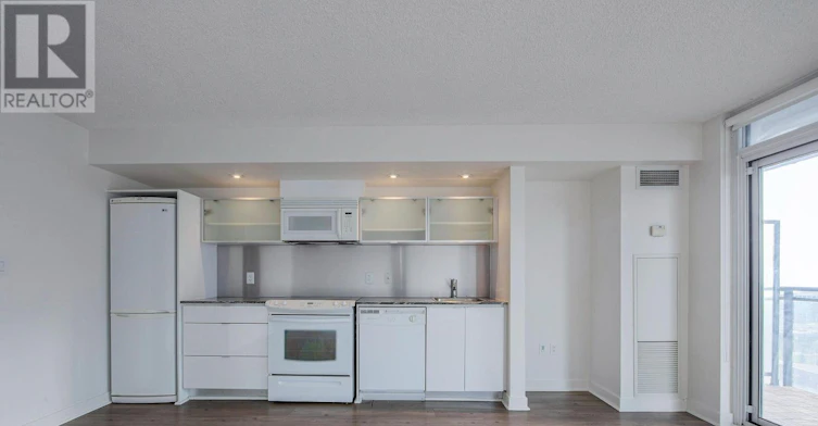 1721 4k Spadina Avenue, Toronto, ON, M5V 3Y9 - 7