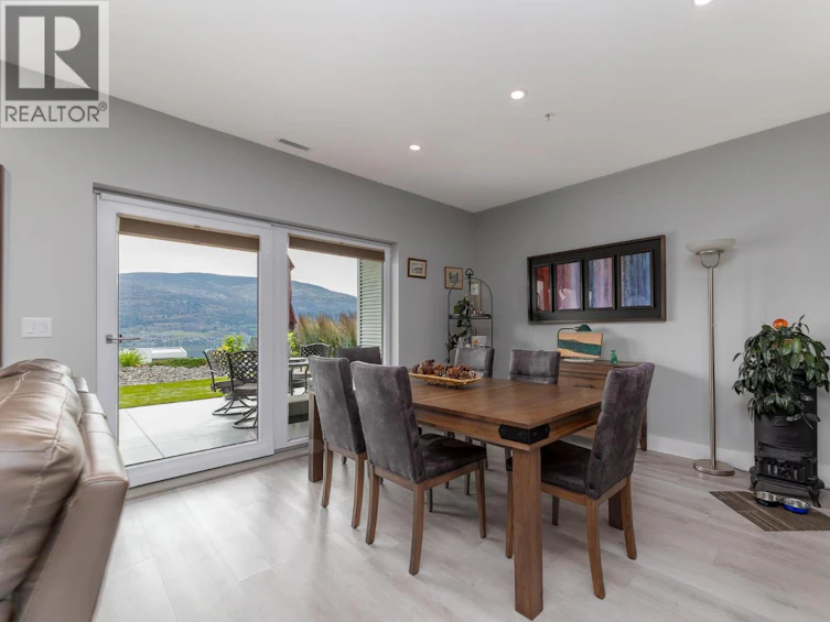 712-700 Vista Park, Penticton, BC, V2A 0B2 - 10