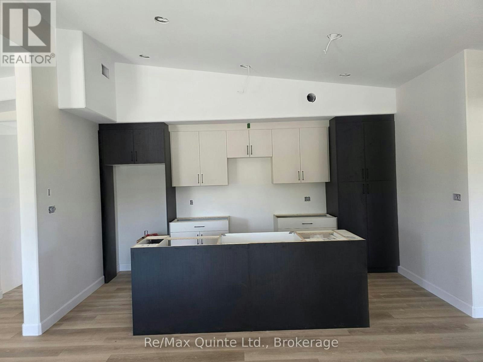 C-5 Sienna Avenue, Belleville, ON, K8P 4G5 - 4