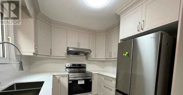 45 Emmeloord Crescent, Markham, ON, L3R 1P9 - 9