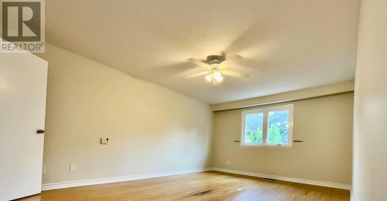 45 Emmeloord Crescent, Markham, ON, L3R 1P9 - 16