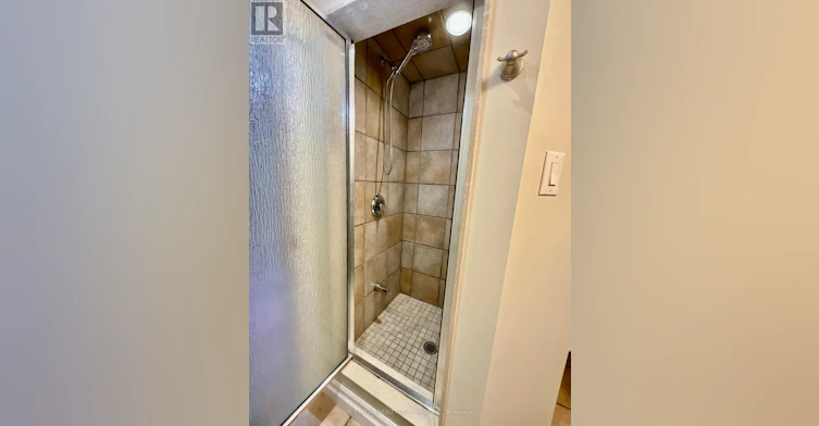 45 Emmeloord Crescent, Markham, ON, L3R 1P9 - 36