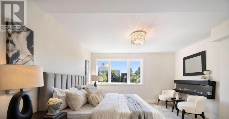 MAIN-2ND And Third 217 Pearson Avenue, Toronto, ON, M6R 1G6 - 25