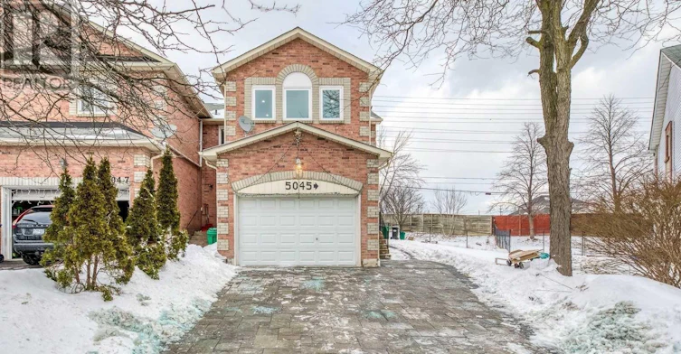 UPPER-5045 Rundle Court, Mississauga, ON, L5M 4A4