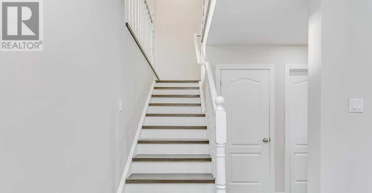 UPPER-5045 Rundle Court, Mississauga, ON, L5M 4A4 - 12