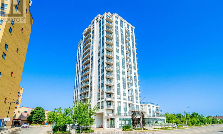802-840 Queens Plate Drive