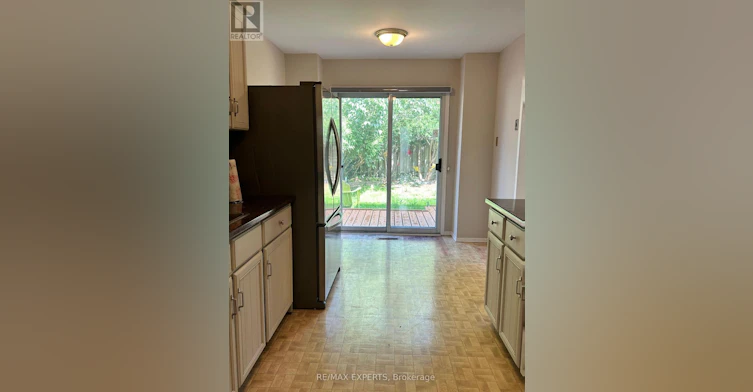 146 Dumfries Avenue, Brampton, ON, L6Z 2W9 - 4