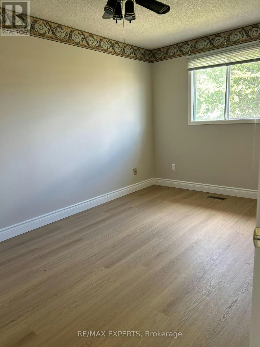 146 Dumfries Avenue, Brampton, ON, L6Z 2W9 - 12