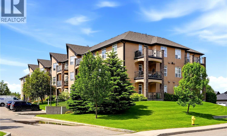 107-2102 Heseltine Road