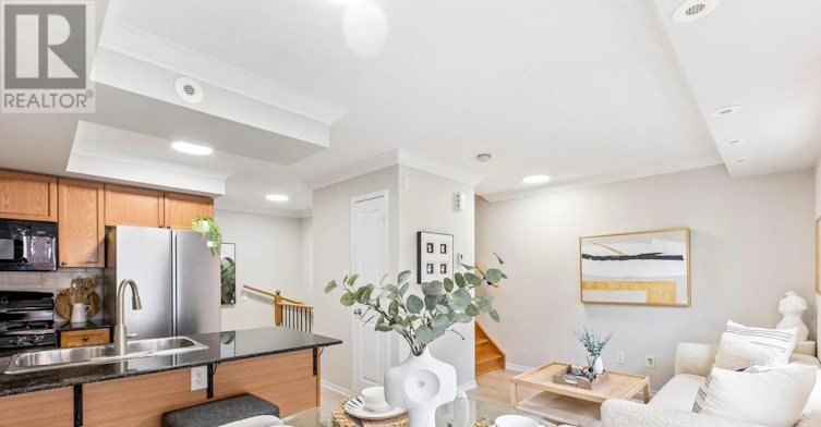 6-29 Frances Loring Lane, Toronto, ON, M4M 3G2 - 7