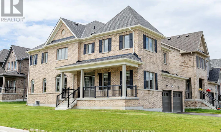 1 Garden Boulevard NORTH