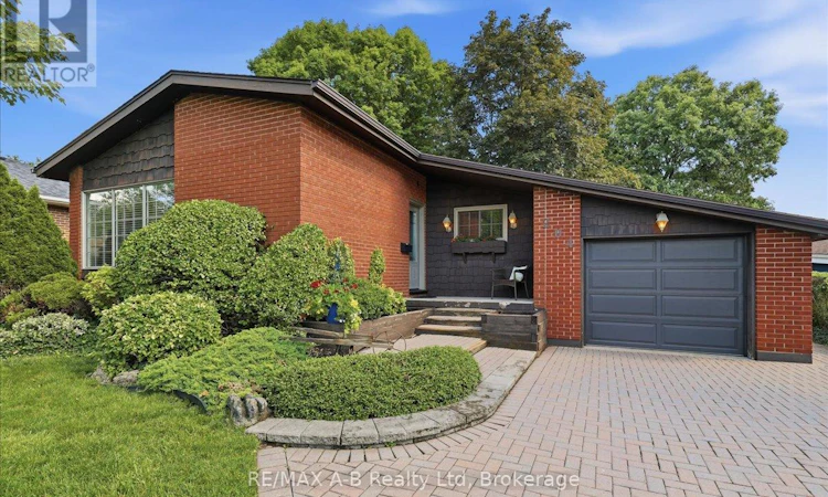 204 Base Line Road W