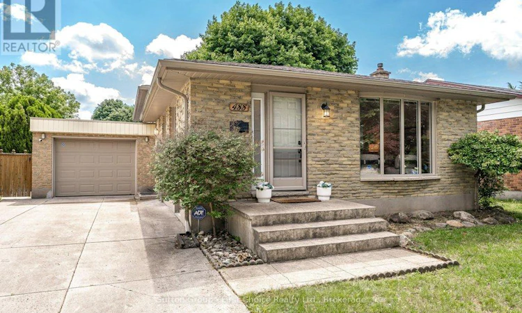 488 Castlegrove Boulevard