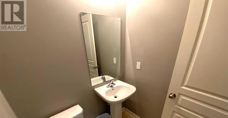 35 Humberstone Crescent, Brampton, ON, L7A 4C2 - 3