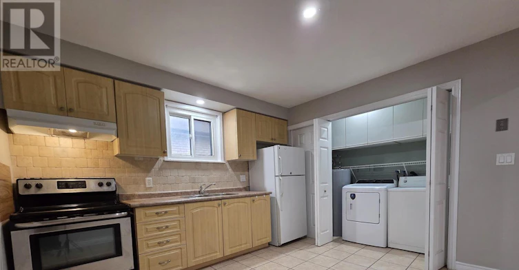 345 Buena Vista Avenue, Oshawa, ON, L1J 2M6 - 5