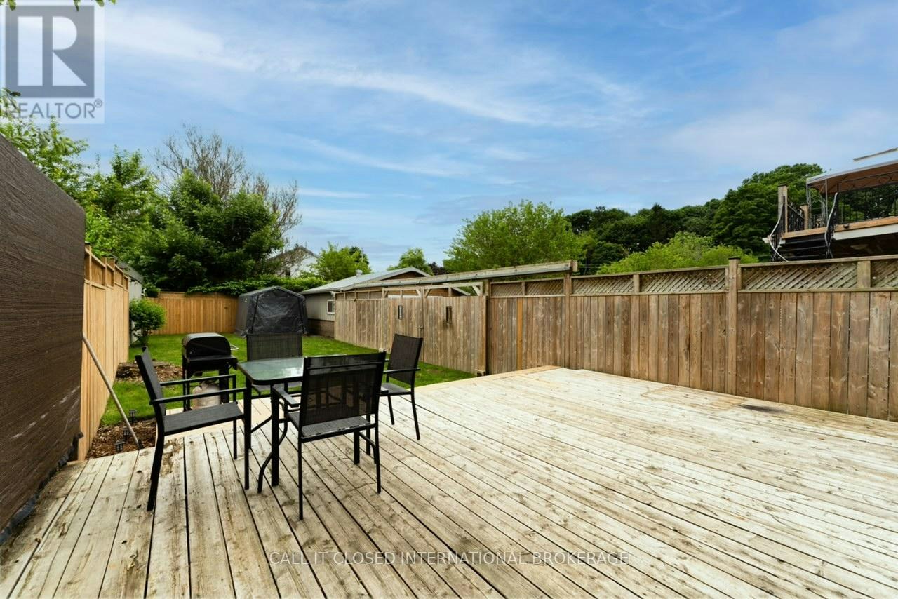 326 Smith Street, Port Stanley, ON, N5L 1C6 - 24