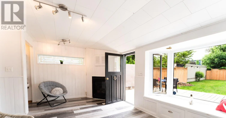 326 Smith Street, Port Stanley, ON, N5L 1C6 - 16