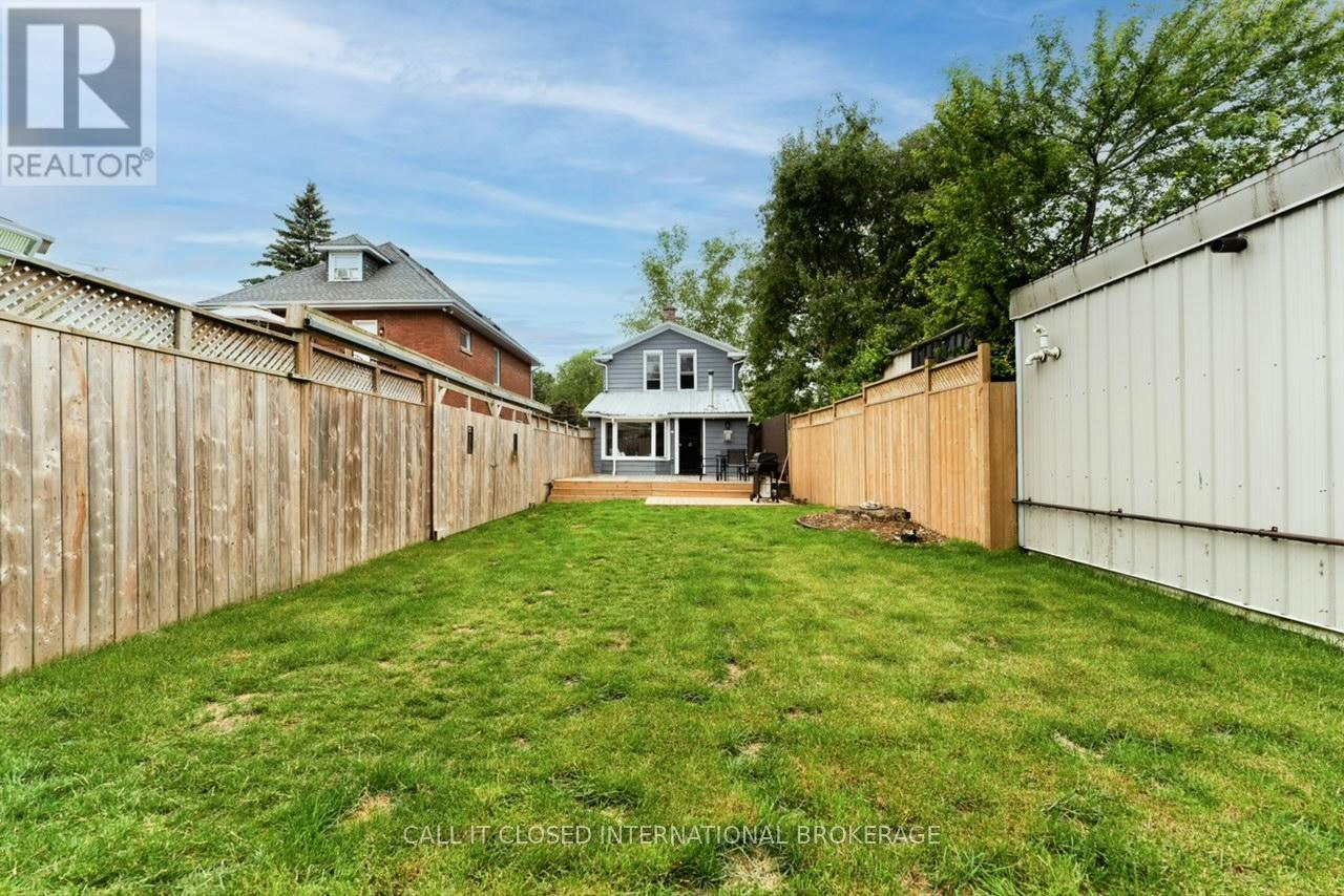 326 Smith Street, Port Stanley, ON, N5L 1C6 - 26