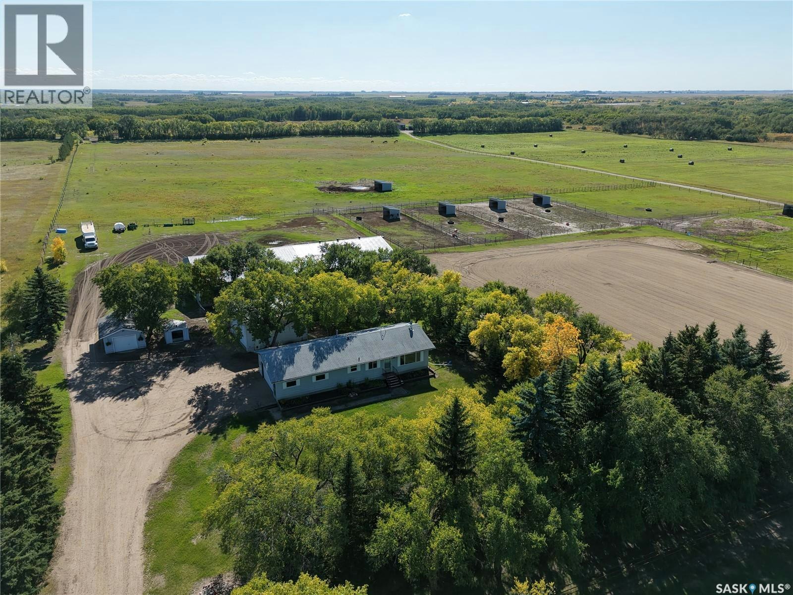 20 Vanscoy Equine Acreage Road, Vanscoy Rm No. 345, SK, S7K 3J6