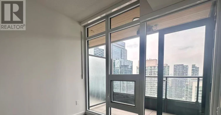 3201-1 Concord Cityplace Way, Toronto, ON, M5V 0X3 - 5