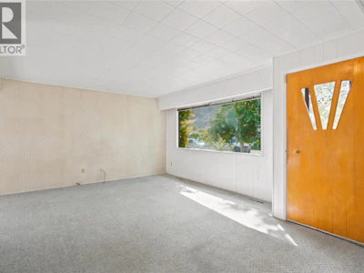 210 Ash Street - 5