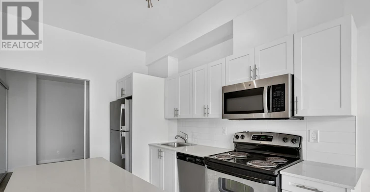 422-100 Bond Street E, Oshawa, ON, L1G 0B7 - 3