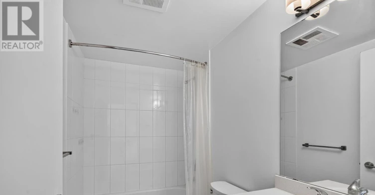 422-100 Bond Street E, Oshawa, ON, L1G 0B7 - 8