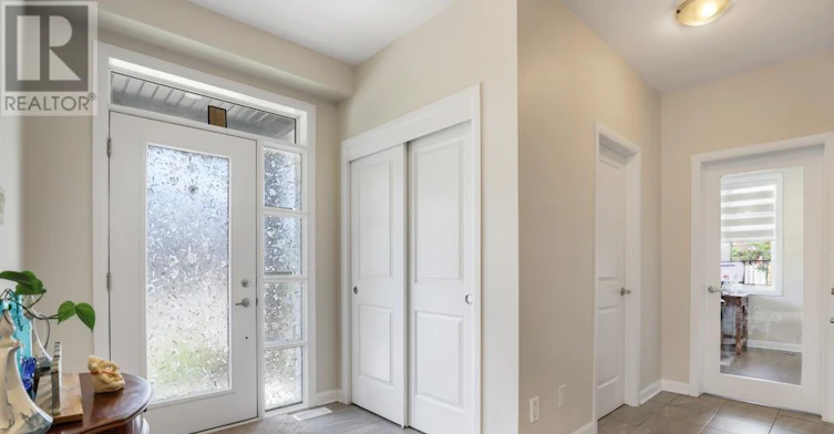 900 Serrano Street, Ottawa, ON, K4A 5L3 - 4