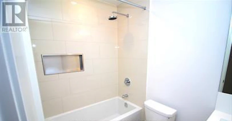 802-225 Sumach Street, Toronto, ON, M5A 3K3 - 8
