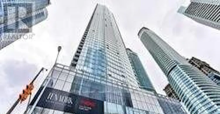 6213-10 York Street, Toronto, ON, M5J 0E1
