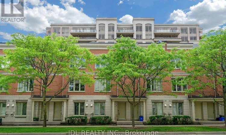 25 Galleria Parkway