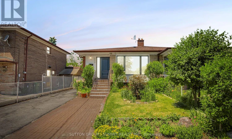 109 Elnathan Crescent