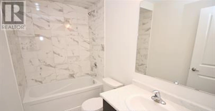 95 Pinot Crescent, Hamilton, ON, L8E 0J9 - 12