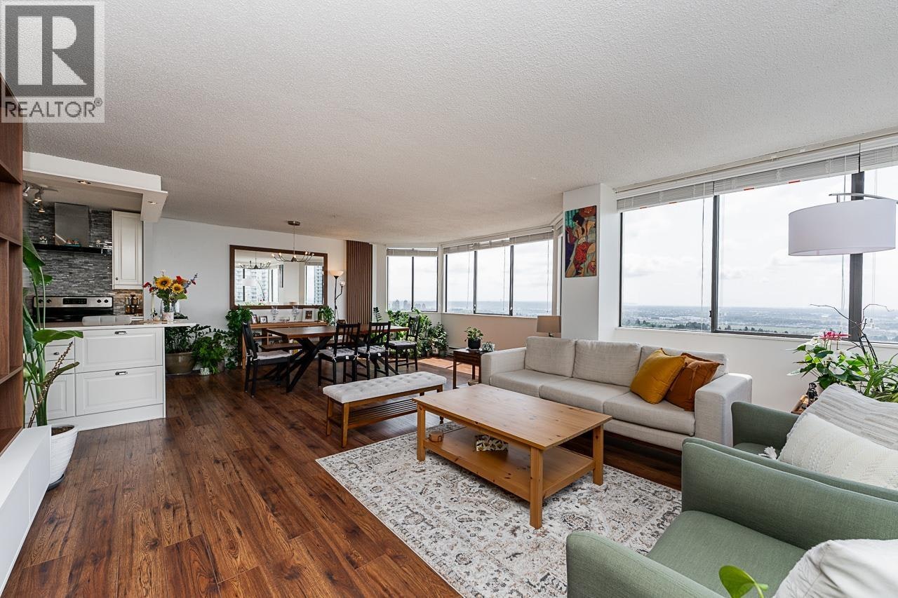 2505-6540 Burlington Avenue, Burnaby, BC, V5H 4G3