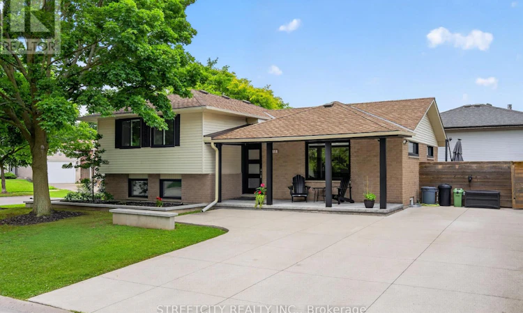 59 Blanchard Crescent