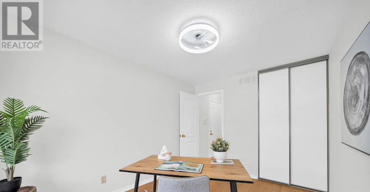 14 Sandcliffe Terrace, Ottawa, ON, K2G 5X1 - 16