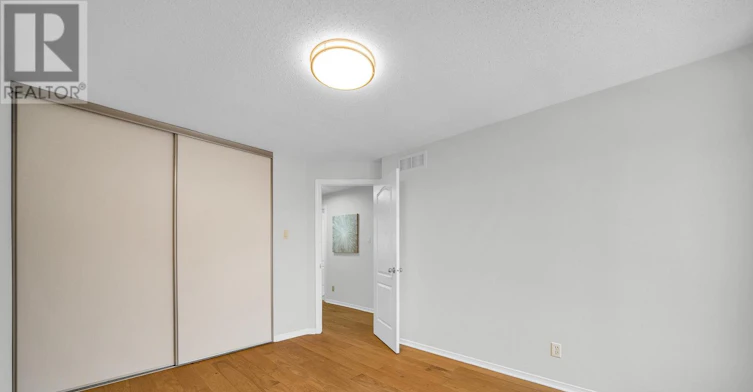14 Sandcliffe Terrace, Ottawa, ON, K2G 5X1 - 30