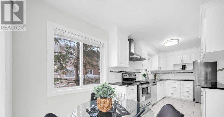 14 Sandcliffe Terrace, Ottawa, ON, K2G 5X1 - 13